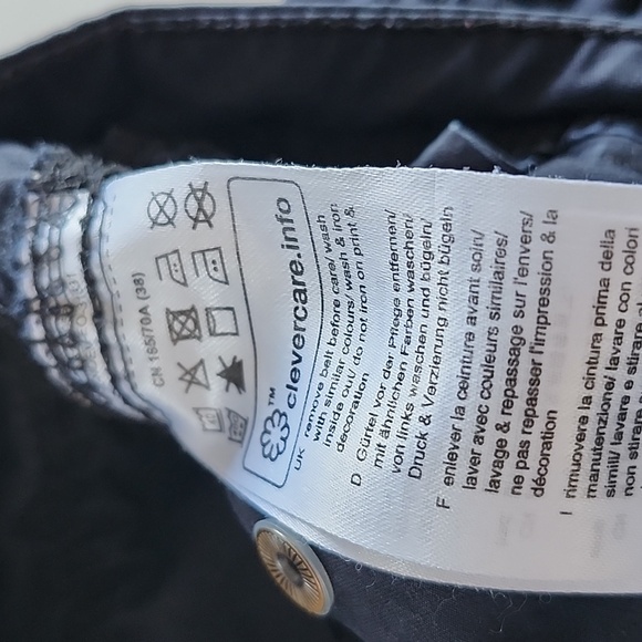 Ladies Bermuds shorts - Picture 8 of 8